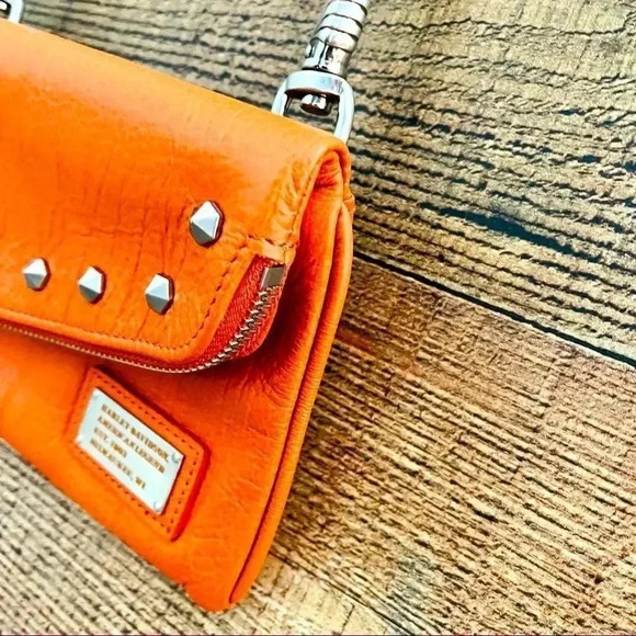 NWOT Harley Davidson Rare All Bark Orange Leather Hip/Crossbody Bag - Picture 5 of 12